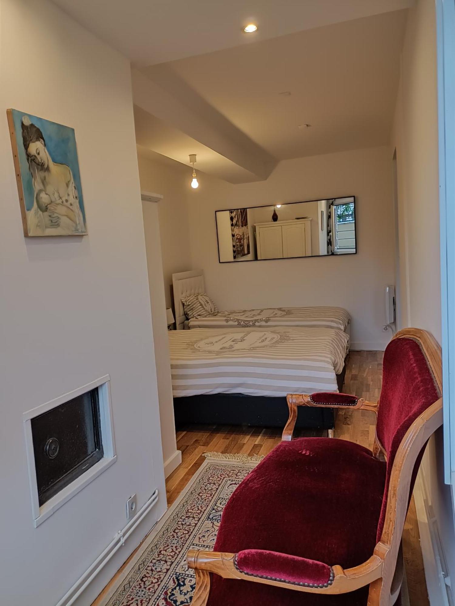Charmant Appartement Independant, 5 Mn De Rouen, Avec Terrasse, Refait A Neuf Franqueville-Saint-Pierre Exterior foto